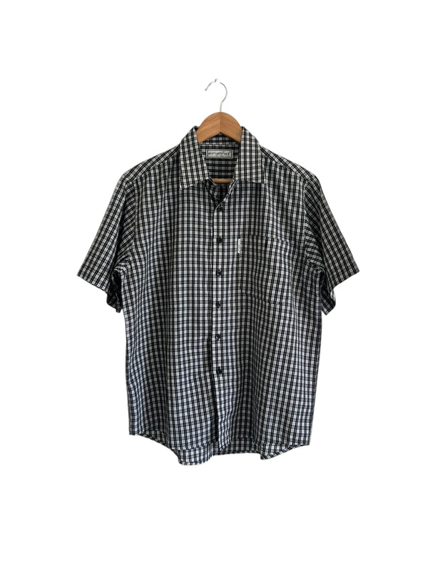 Black & White Tidy Button Up