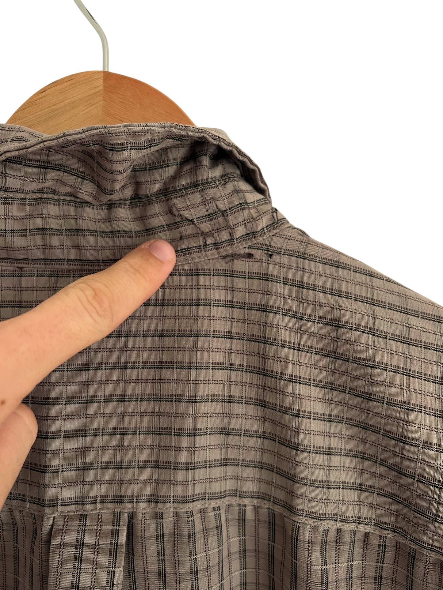 Calm Fitting Brown Button Up