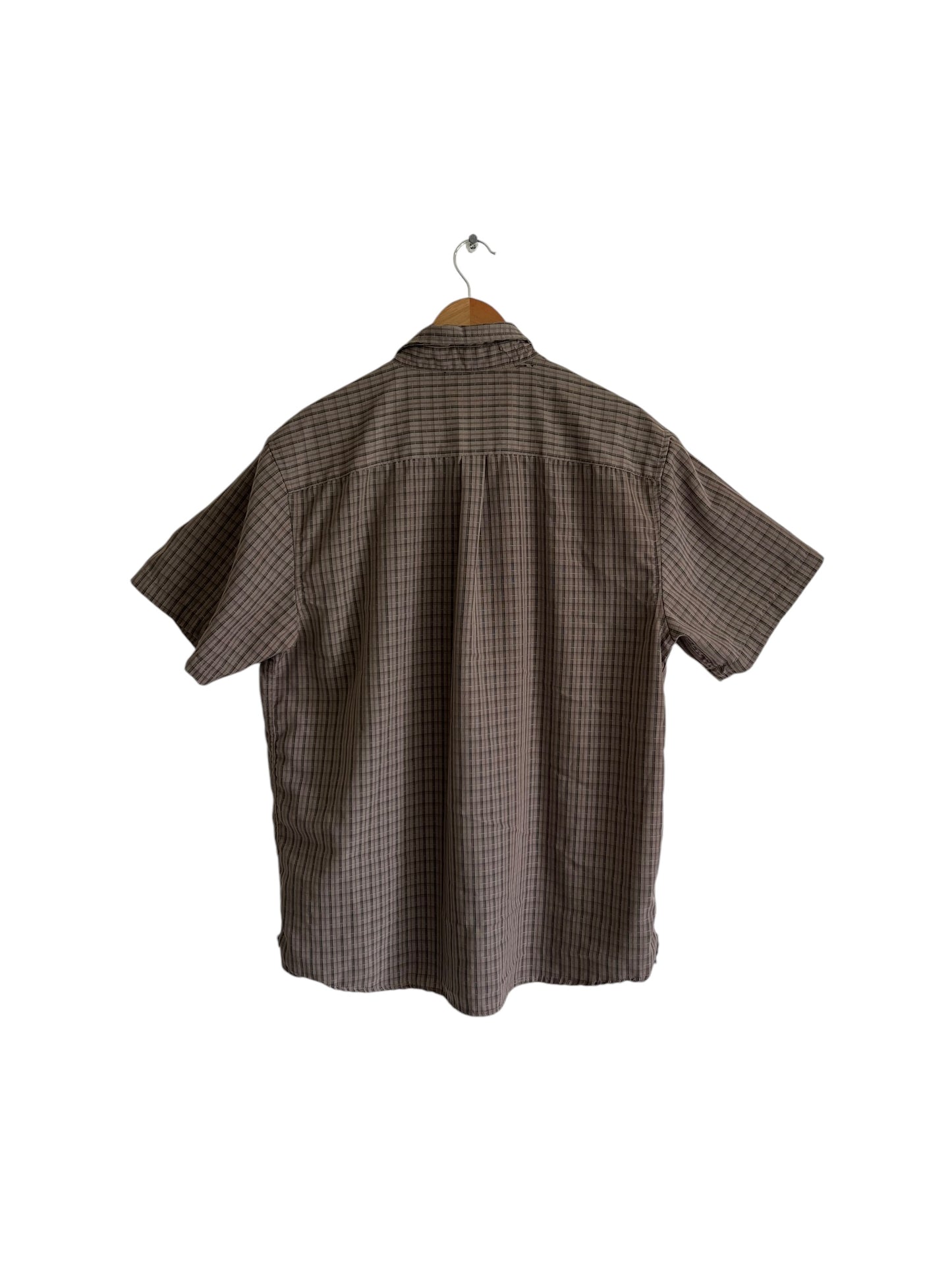 Calm Fitting Brown Button Up