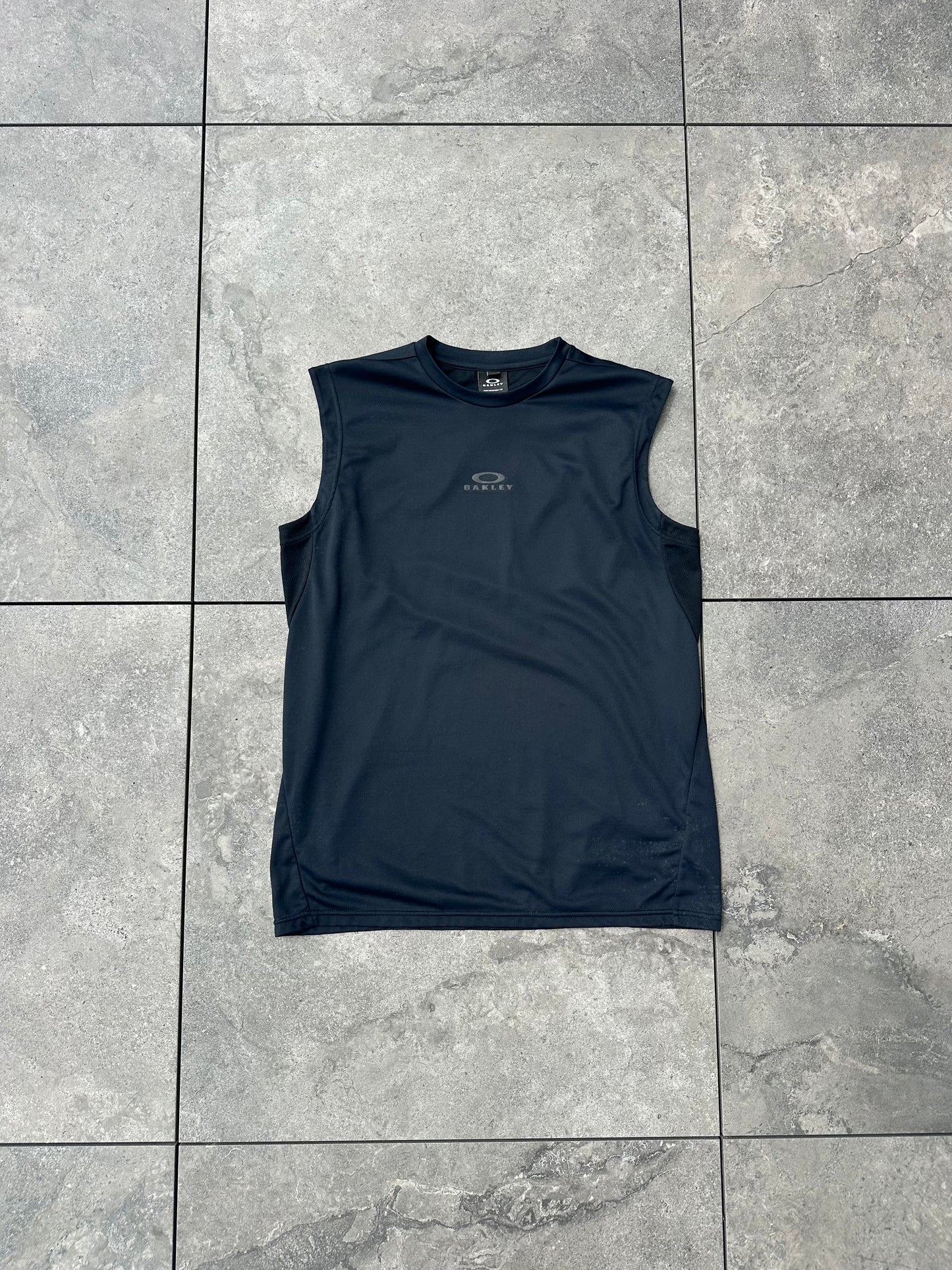 Centre Logo Oakley Singlet